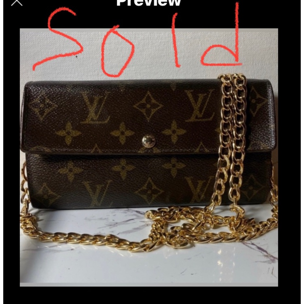 SOLDAuthentic Louis Vuitton Monogram Sarah Wallet - Picture 3 of 14